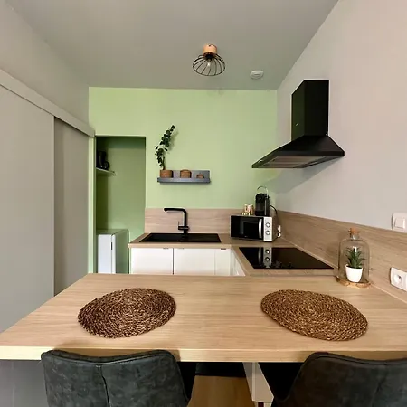 Petit Capucin Apartment *